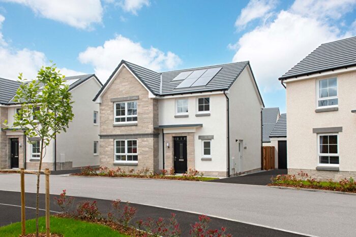 4 Bedroom Detached House For Sale In "Tain" At Strathaven Road, Hamilton, ML3