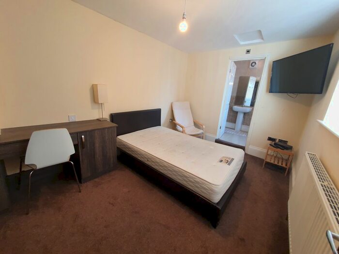 Studio To Rent In Kayll Road, Sunderland, SR4