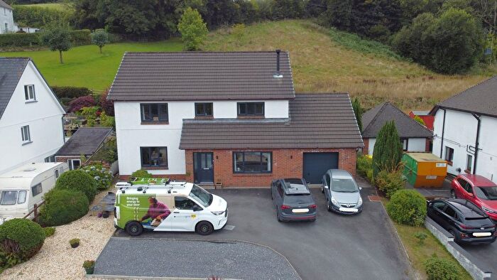 4 Bedroom Detached House For Sale In Bronwydd Arms, Carmarthen, SA33