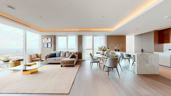 3 Bedroom Flat To Rent In Sub-penthouse, Maine Tower, Canary Wharf, E14