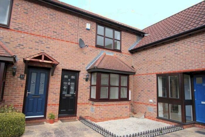 3 Bedroom Terraced House To Rent In Maybach Court, Milton Keynes, MK5