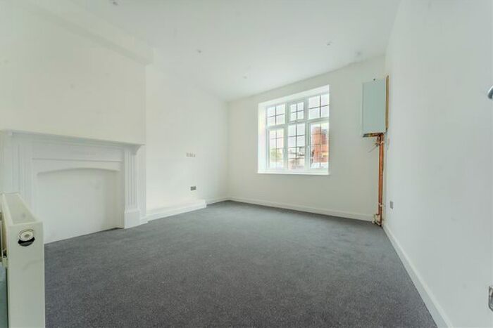 1 Bedroom Flat To Rent In London Road, Guildford, GU1