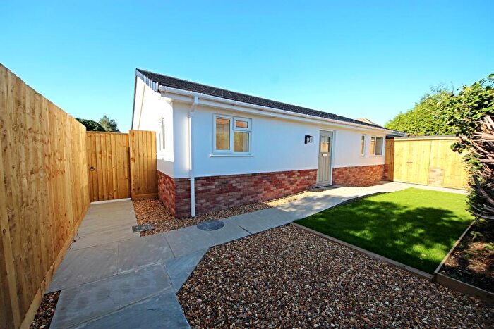 3 Bedroom Bungalow To Rent In Rossmore Road, Poole, BH12