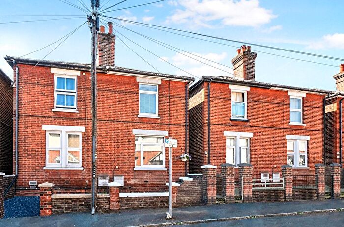 3 Bedroom Semi Detached House For Sale In Guildford, Surrey, GU2