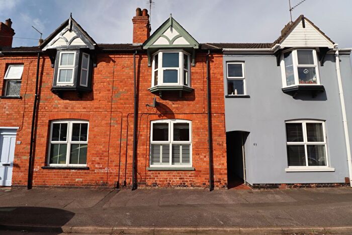 2 Bedroom Terraced House For Sale In Cecil Street, Lincoln, LN1