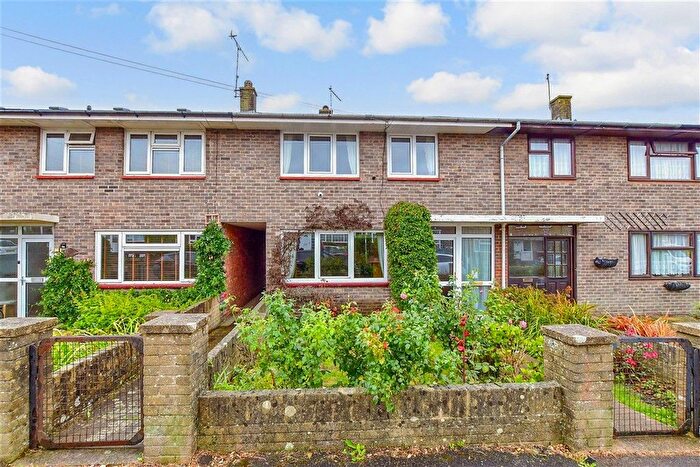 3 Bedroom Terraced House For Sale In Whitsbury Road, Havant, Hampshire, PO9