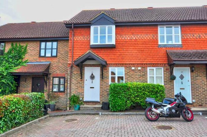 2 Bedroom Terraced House To Rent In Coleridge Close, Twyford, RG10