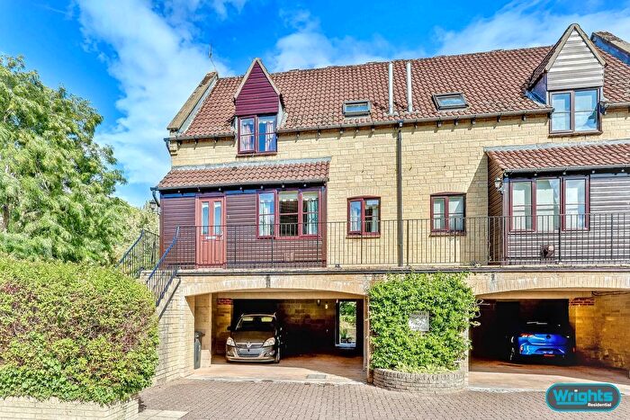 1 Bedroom Flat For Sale In The Maltings, Bradford-On-Avon, BA15