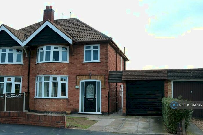3 Bedroom Semi-Detached House To Rent In Sandgate Avenue, Leicester, LE4