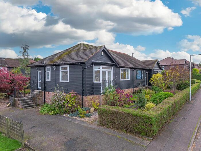 2 Bedroom Semi-Detached Bungalow For Sale In Young Terrace, Cowdenbeath, KY4