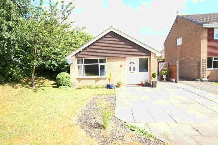 2 Bedroom Detached Bungalow To Rent In Yewdale Drive Great Sutton CH66