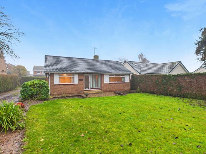 2 Bedroom Detached Bungalow For Sale In Dale Road, Swanland, North Ferriby, HU14
