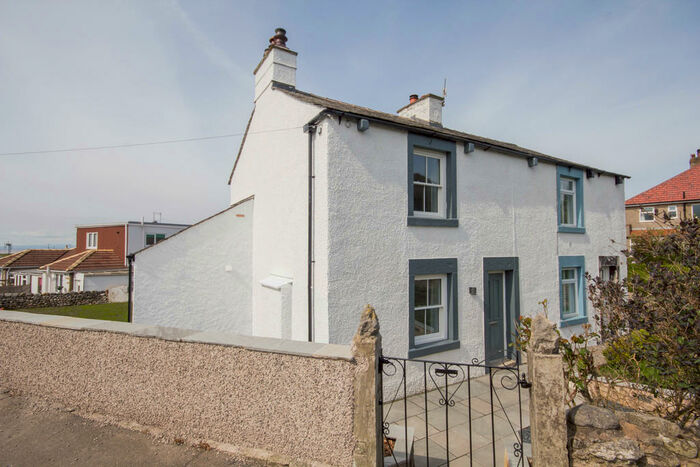 2 Bedroom Cottage To Rent In Hawthorn Road, Bolton Le Sands, Carnforth, LA5