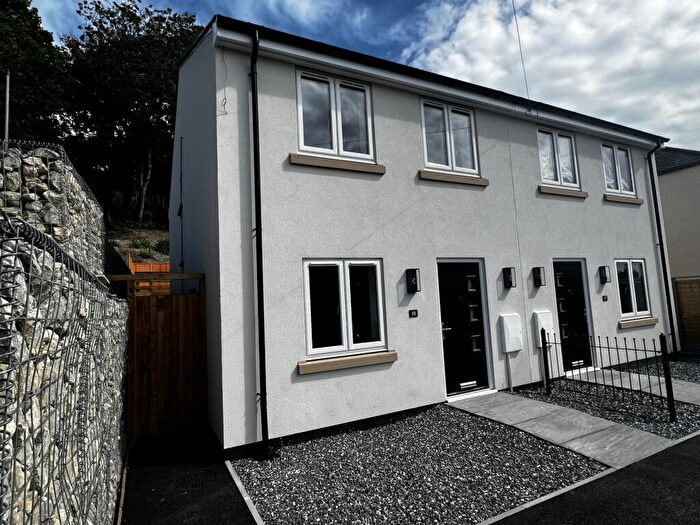 3 Bedroom Semi-Detached House To Rent In Noahs Ark Terrace, Dover, CT17