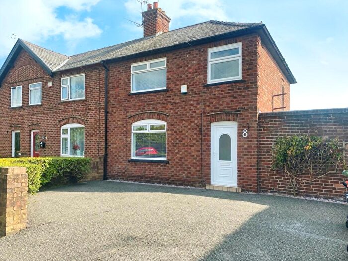 3 Bedroom End Of Terrace House To Rent In Neville Road, Chester, Cheshire, CH3