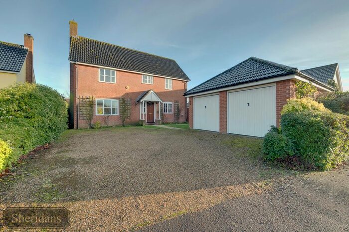 4 Bedroom Detached House For Sale In Grange Mill, Chevington, Bury St. Edmunds IP29