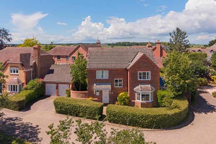 4 Bedroom Detached House For Sale In Hail Weston, St. Neots, Cambridgeshire, PE19