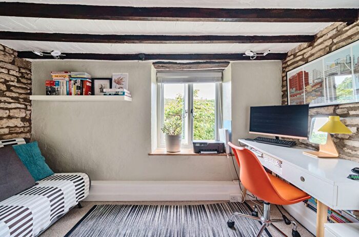 4 Bedroom Detached House For Sale In Rack Hill, Chalford, GL6
