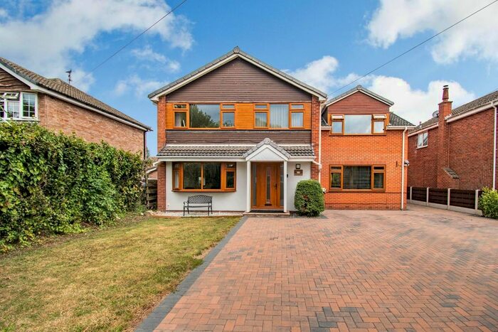 5 Bedroom Detached House For Sale In Northfield Avenue, Appleton Roebuck, York, YO23