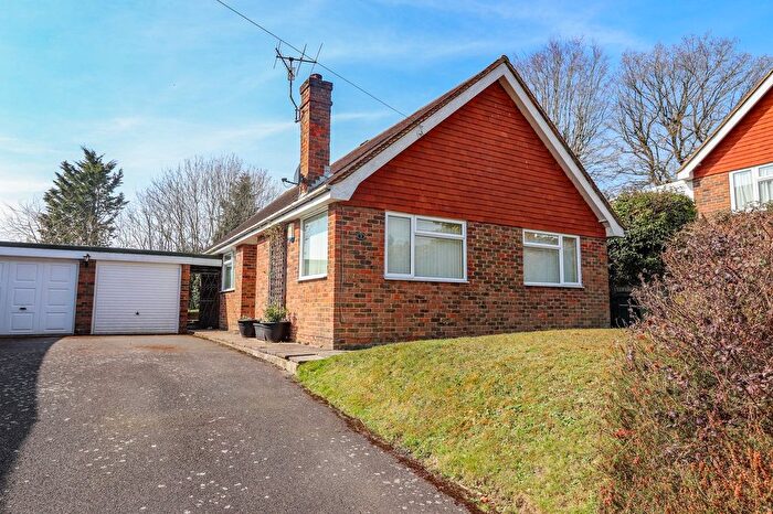 3 Bedroom Bungalow For Sale In Park Shaw, Sedlescombe, TN33