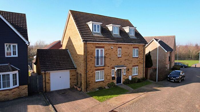 5 Bedroom Detached House For Sale In Collard Place, Hawkinge, Folkestone, CT18