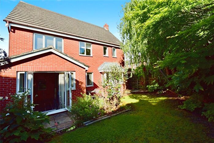 5 Bedroom Detached House For Sale In St. Matthews Close, Renishaw, Sheffield, Derbyshire, S21