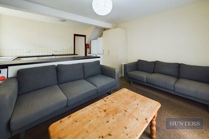 6 Bedroom House To Rent In Wilton Avenue, Southampton, SO15