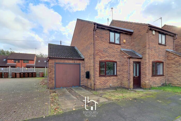 2 Bedroom Semi-Detached House To Rent In The Friary, Lenton, Nottingham, NG7