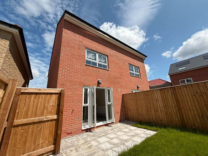3 Bedroom Semi-Detached House To Rent In Centurion Village, Preston, PR26