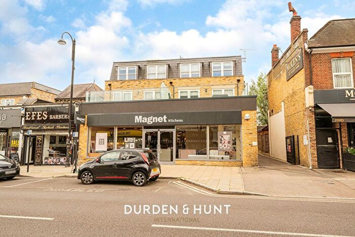 1 Bedroom Flat To Rent In High Road, Loughton, IG10