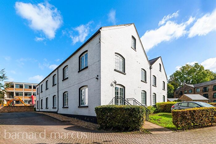 1 Bedroom Flat For Sale In London Road, Mitcham, CR4