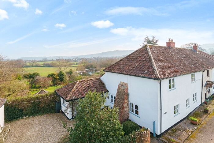 3 Bedroom End Of Terrace House For Sale In Howleigh, Blagdon Hill, Taunton, TA3