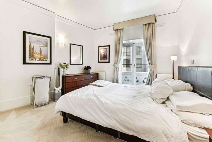 1 Bedroom Flat To Rent In Victoria Street, London, SW1H
