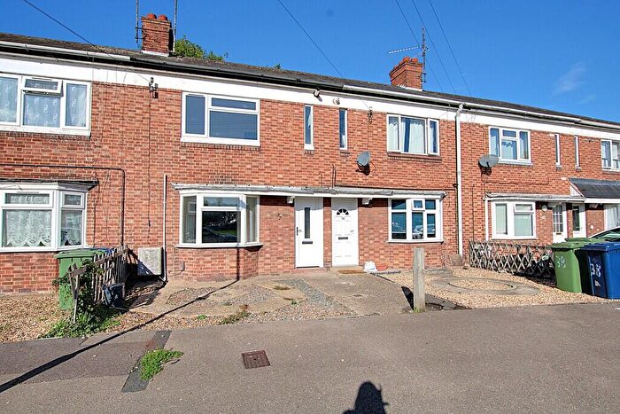 3 Bedroom Terraced House To Rent In Summerfield Close, Wisbech, PE13