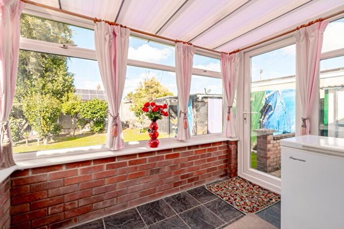 2 Bedroom Detached Bungalow For Sale In Park View Avenue, Rollesby, NR29