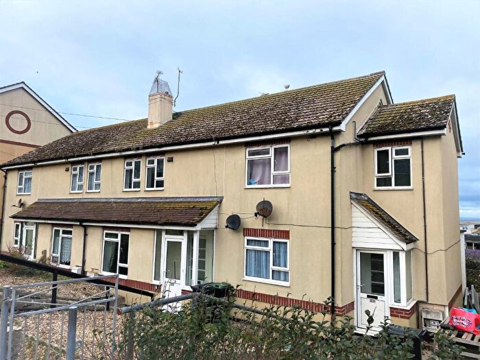 2 Bedroom Flat To Rent In Coronation Road, Portland, DT5