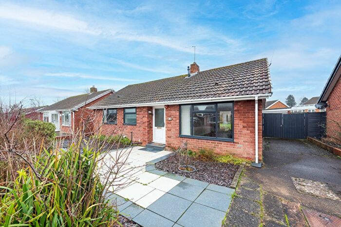 2 Bedroom Bungalow For Sale In Meadow Walk, Pensby, CH61