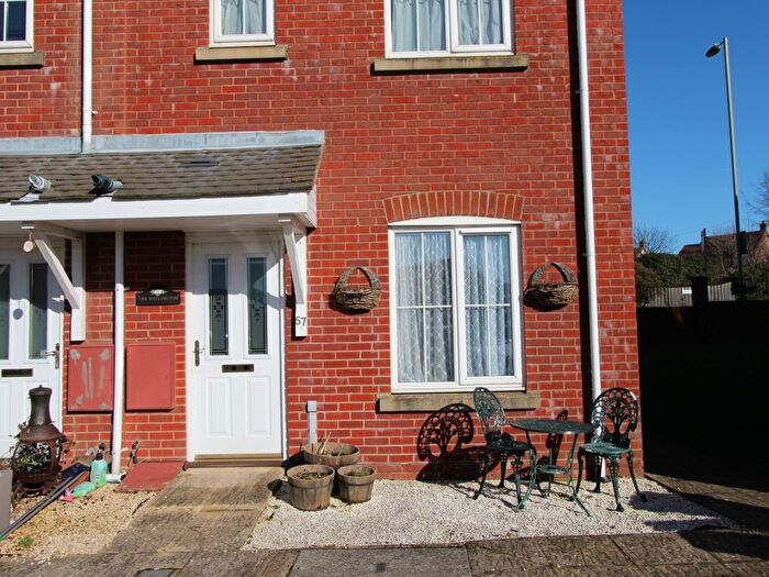 1 Bedroom Maisonette For Sale In Avro Court, Hamble, Southampton, SO31