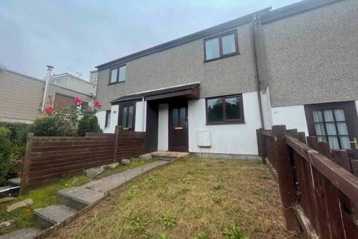 2 Bedroom Property To Rent In Nanpusker Close, Hayle, TR27