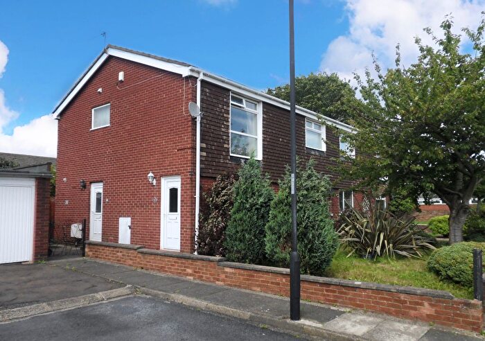 2 Bedroom Flat To Rent In Moffat Close, North Shields, NE29