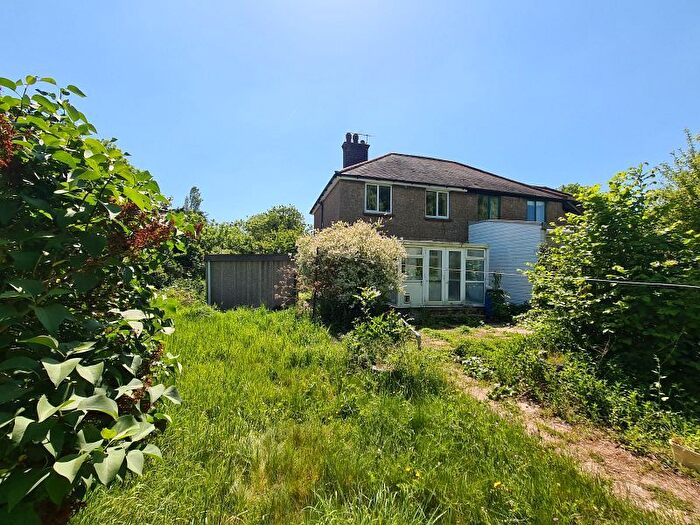 3 Bedroom Semi-detached House For Sale In River Lane, Leatherhead, Surrey, KT22