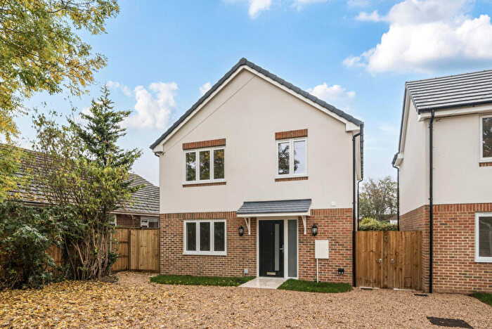 4 Bedroom Detached House For Sale In Church Road, Addlestone, Surrey, KT15
