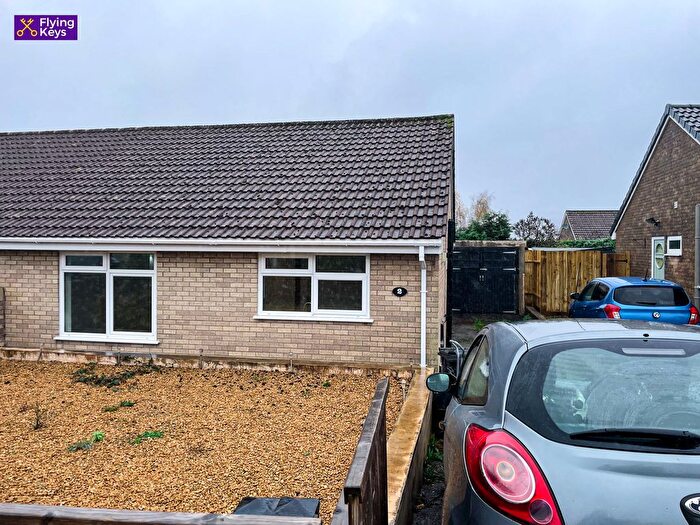 2 Bedroom Semi-Detached Bungalow For Sale In Ty Llwyd Parc, Quakers Yard, CF46