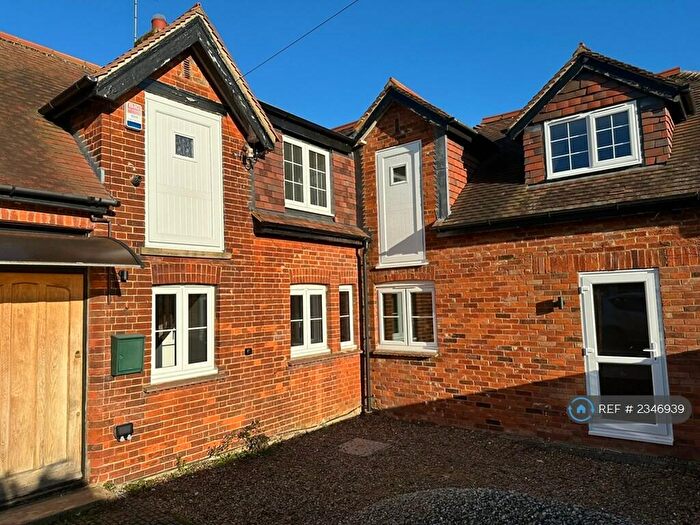 4 Bedroom Detached House To Rent In Deards Wood, Knebworth, SG3