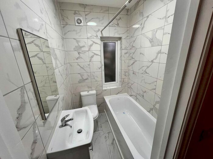 1 Bedroom Flat To Rent In High Street South, London, E6