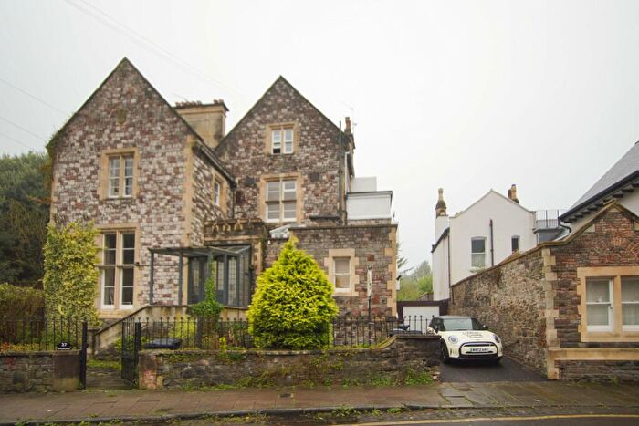 3 Bedroom Flat To Rent In Durdham Park, Westbury Park, Bristol, BS6