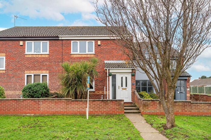 2 Bedroom Terraced House For Sale In Lucerne Road, Bradwell, NR31