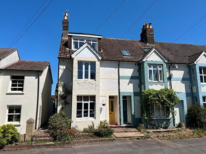 4 Bedroom End Of Terrace House For Sale In Clyde Terrace, Steyning, West Sussex, BN44