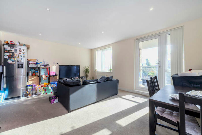 3 Bedroom Flat To Rent In Pure Court, Bowes Road, London, N11