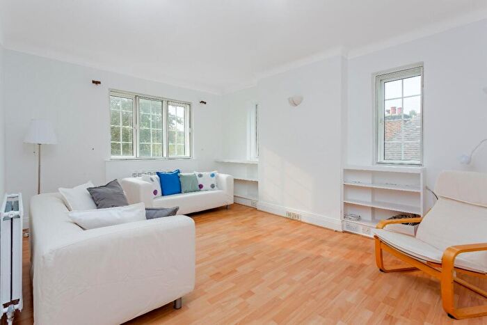 4 Bedroom Apartment To Rent In Haverstock Hill, Belsize Park, NW3